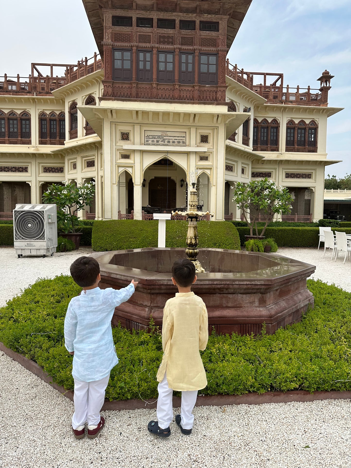 The Classic Circus Trick Embriodered Pure Bamboo Muslin Cotton Kurta Pajama Set