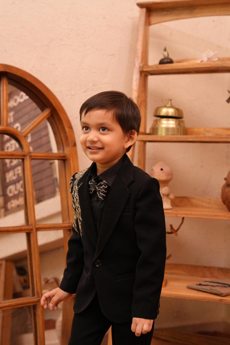 Lioncrest Premium Blazer Set