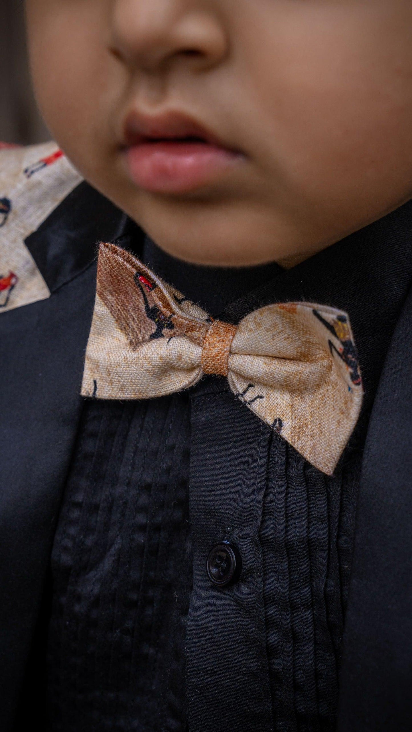 Pyiramid Print Blazer with Pintex Shirt and Black Cotton PantSet with Complimentory Bow - Funny Bones Clothings