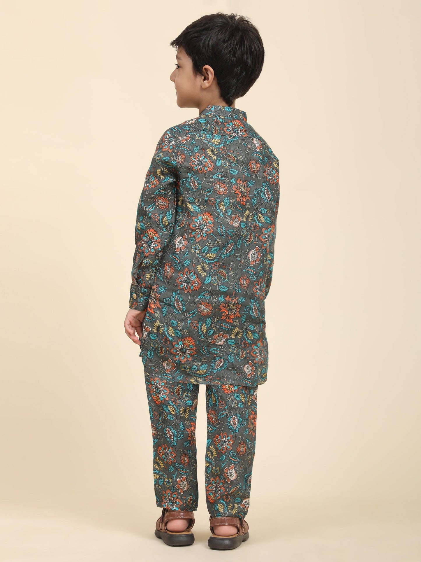 Dark flowers Print Pure Linen Kurta and Pajama Set - Funny Bones Clothings