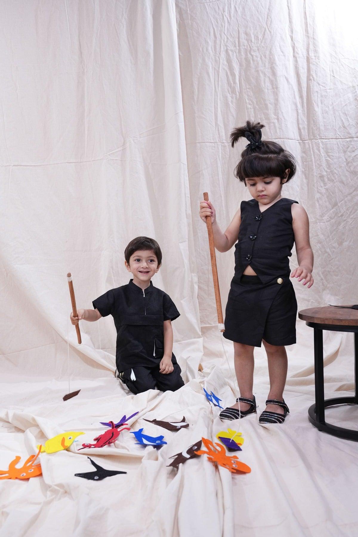Unique Box Style Pure Linen Co-ord (Black Colour) - Funny Bones Clothings