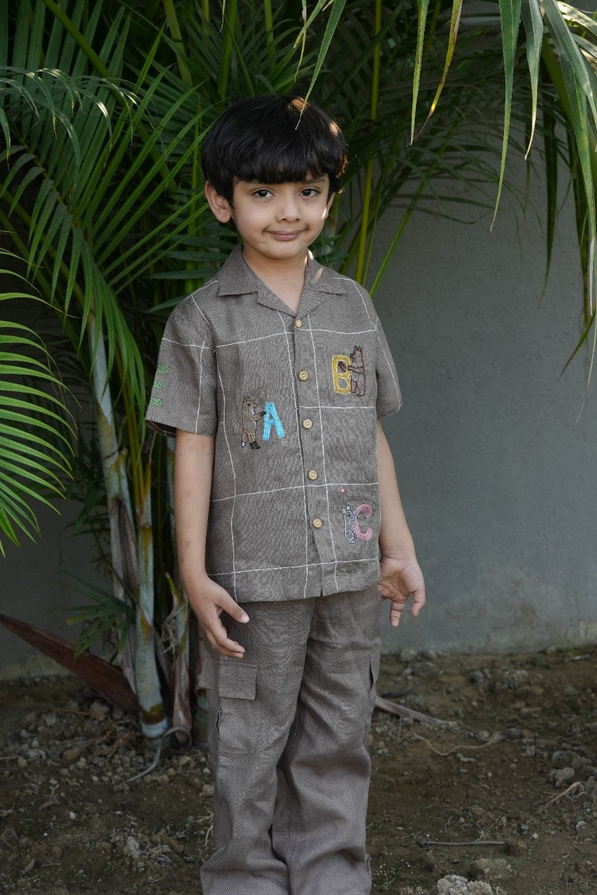 The Acorn Alphabet Edit Handwork Premium Linen Coord Set