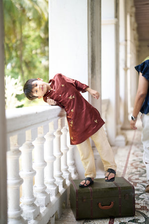 The Wanderers Pure Silk Hand Embriodered Kurta Pajama Set