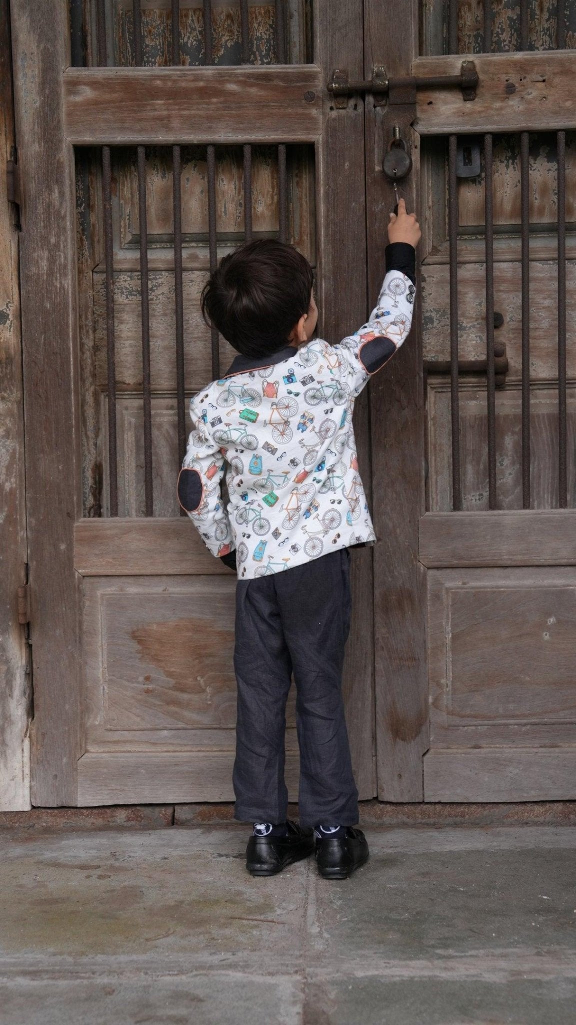 Camera Cycle Printed Tuxedo Blazer Set with Pure Cotton Shirt and Linen Pants Set with Complimentory Bow - Funny Bones Clothings