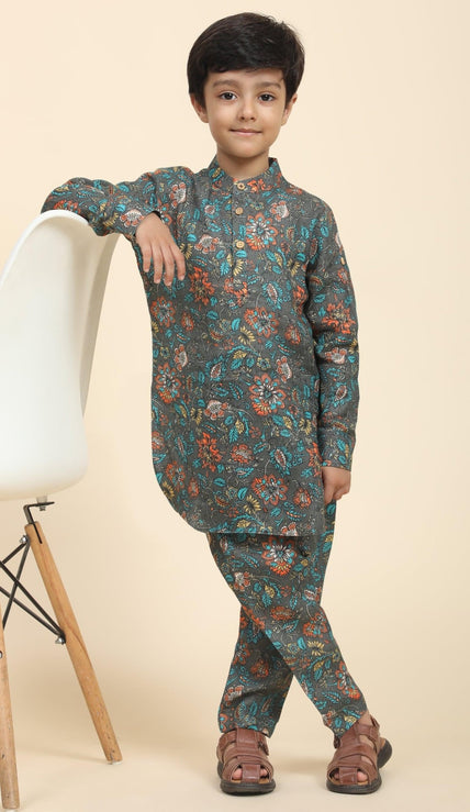 Dark flowers Print Pure Linen Kurta and Pajama Set - Funny Bones Clothings