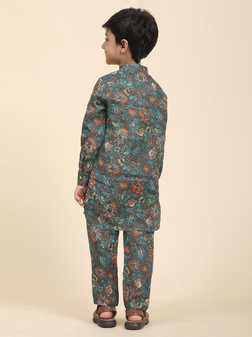 Dark flowers Print Pure Linen Kurta and Pajama Set - Funny Bones Clothings