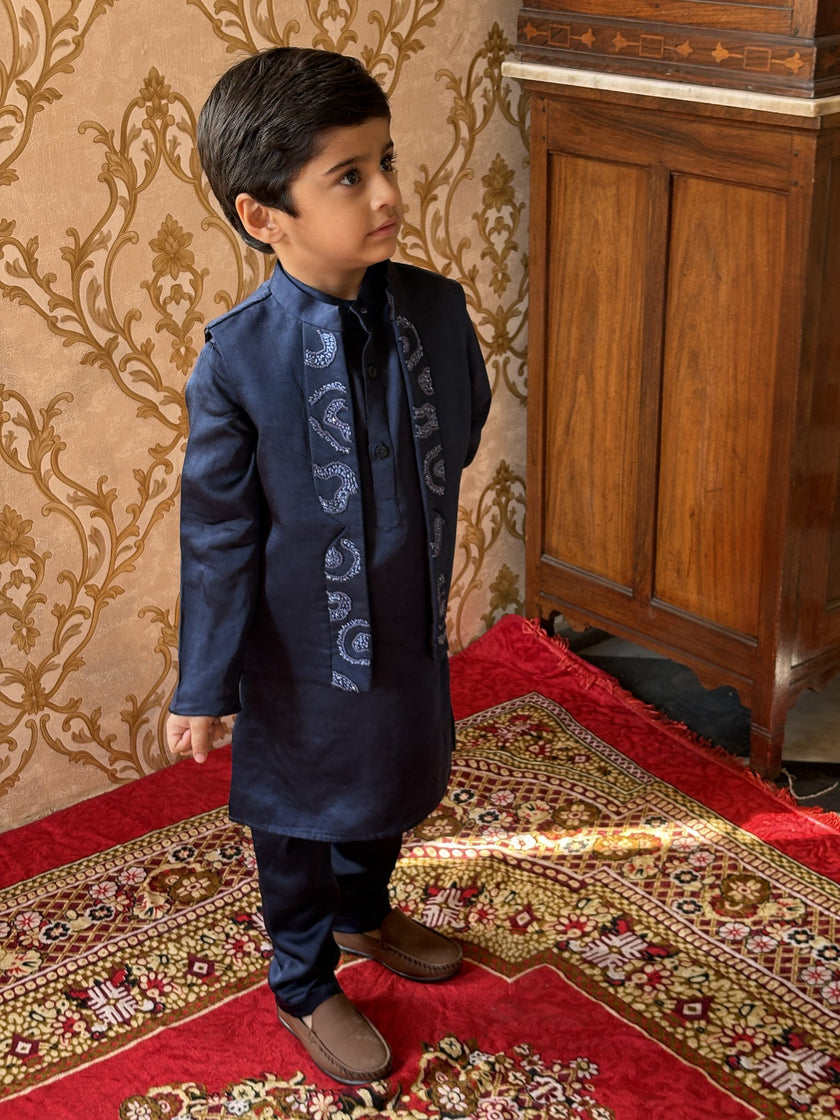 FunnyBones Atrang Amoort Koti Kurta Pajama Set – navy koti kurta pajama set with white embroidered panels, view 2