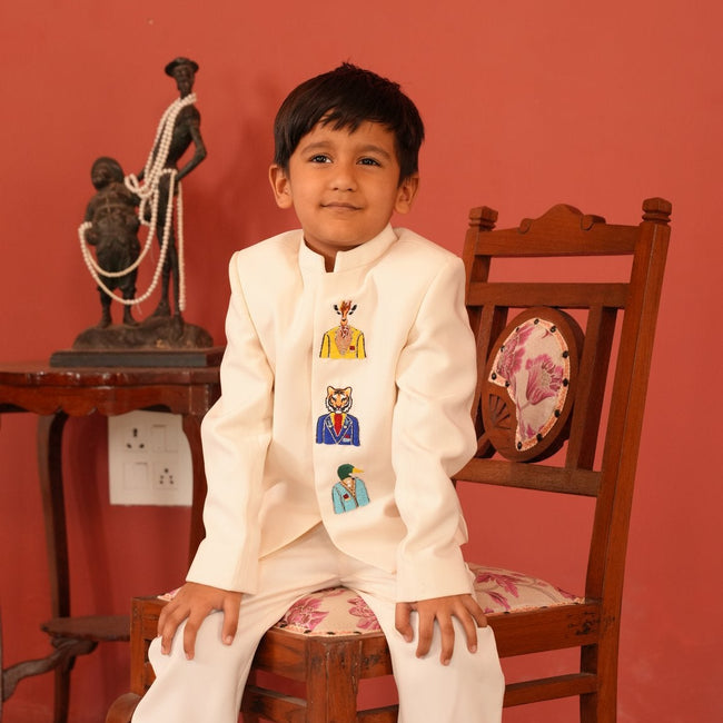 FunnyBones Ivory Jodhpuri with Animal Portraits – ivory jodhpuri with embroidered animal portrait patches, view 3