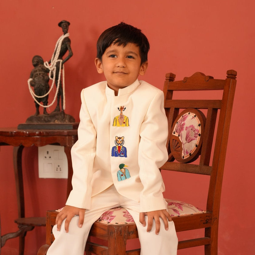 FunnyBones Ivory Jodhpuri with Animal Portraits – ivory jodhpuri with embroidered animal portrait patches, view 3