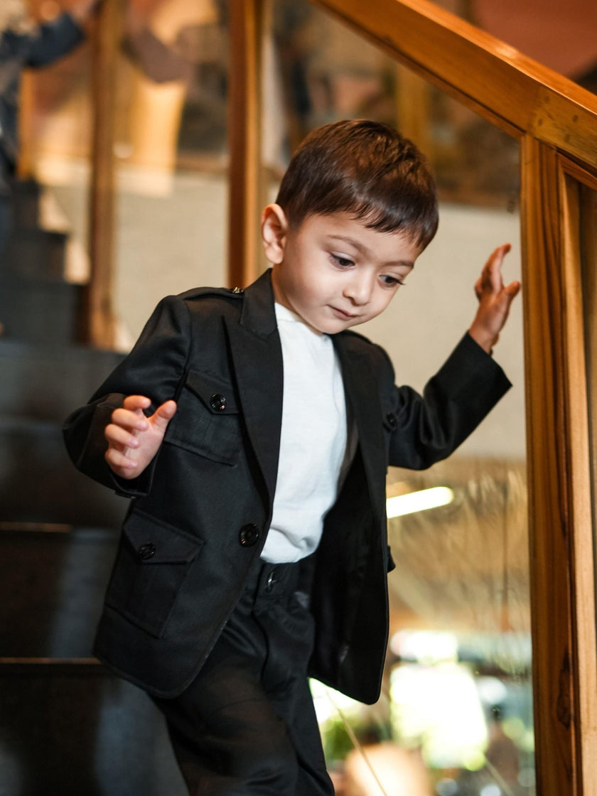 Korean Themed Multi Pocket Causual Blazer Set ( Black) - Funny Bones Clothings
