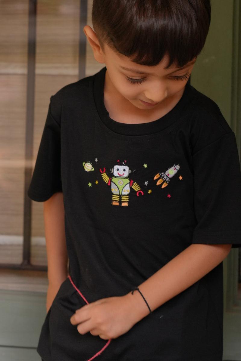 Robot Themed Tshirt - Funny Bones Clothings