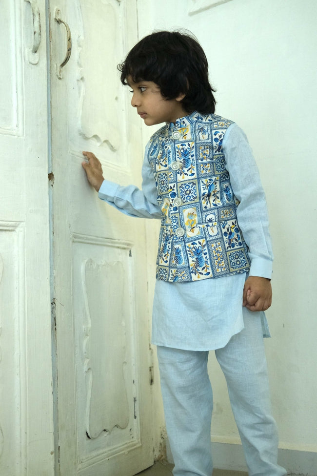 The Tropical Print Pure Satin Koti Pure Linen Kurta Pajama Set - Funny Bones Clothings