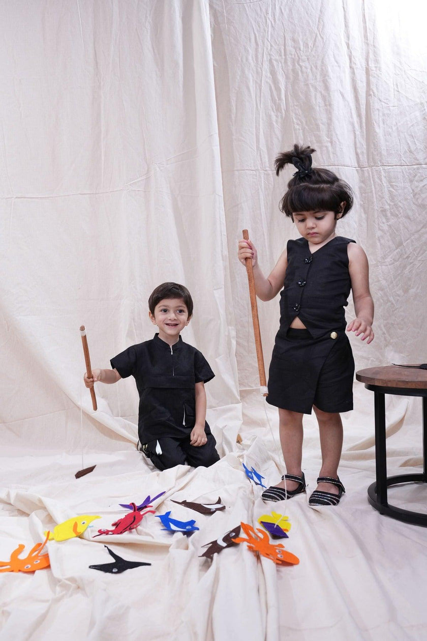 Unique Box Style Pure Linen Co-ord (Black Colour) - Funny Bones Clothings
